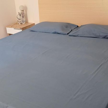 Nayuha Apt B Flic en Flac Екстер'єр фото