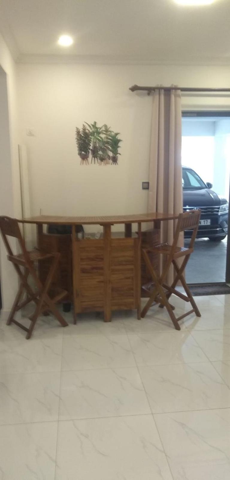 Nayuha Apt B Flic en Flac Екстер'єр фото